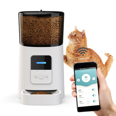 Plastic Smart Pet Feeder 600ml Automatische kattenvoeder Wifi 110V-240V
